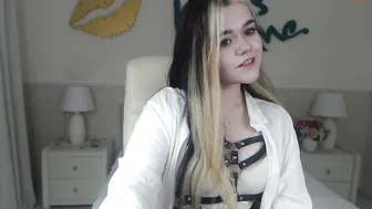 erika__fox sweet lady caresses rubber penis