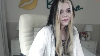 erika__fox playing with dildo