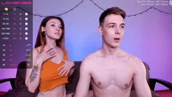 eroticsaga Credit lady