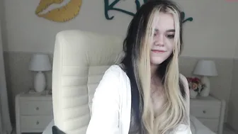 erika__fox Appetizing brunette