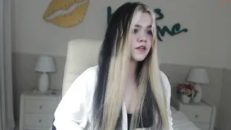 erika__fox skinny babe pleases with her appearance