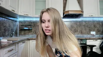 brightrays__ busty kitty sucking penis