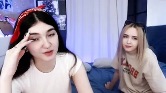 bed_of_love awesome bitch seduces with beautiful forms