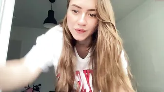 strawberryjamx crazy whore dabbles with sex machine