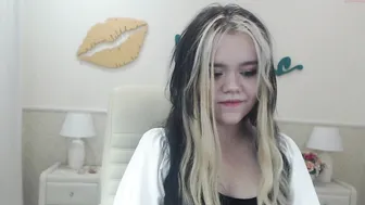 erika__fox ardent maid seduces with big forms