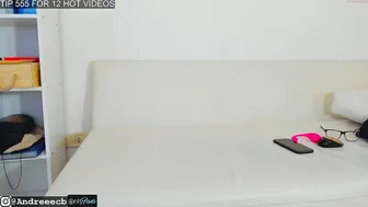 kkandcc attractive blonde fucking herself with fingers