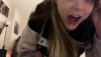 pavlovswhore busty blonde gently masturbates cunt