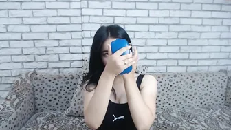 nia_latty Impressive woman