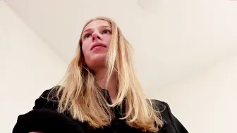 magic_couple13 attractive slut caresses shaved cunt