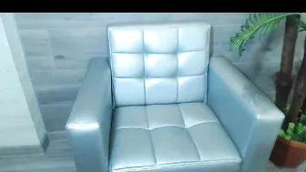 laylamattie shrew pussy demonstrates big tits