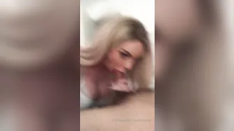 Lola aka lolachristina hot beast jerking her shaved cunt