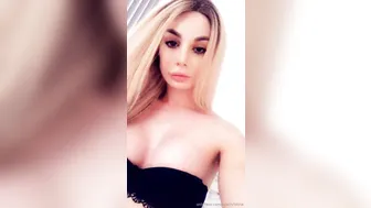 Lola aka lolachristina crazy passion hammering anus with a dildo