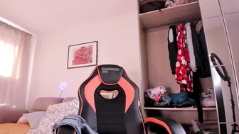 fluffy_hat loves to masturbate standing cancer