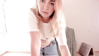 fluffy_hat Attractive females