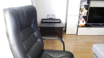 tinkissa impressive babe plays her vagina with sex toy