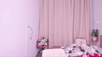 aizashake cute wench pulls vagina with phallus