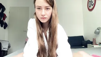 strawberryjamx shy babe shows her natural tits