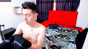 steve_n_morgan hot trick fingering pussy