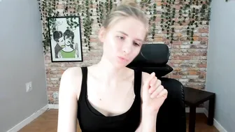 saskiadragon_ bright  private e striptease