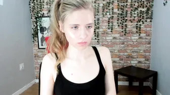 saskiadragon_ Busty bitch