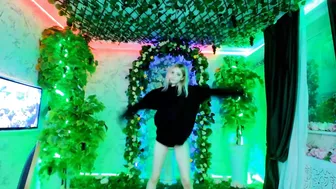 elisa_oliver Piquant female