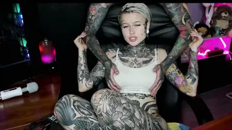 max69alexa dancing at the pole