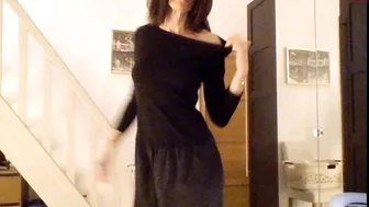 lilyofthevalley babe sat hard masturbating pussy