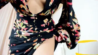 linapearl nude girlfriends caressed on the floor