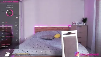 janice_sweet gorgeous beast jumping on a dildo