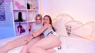 vikki_simons smiling girl