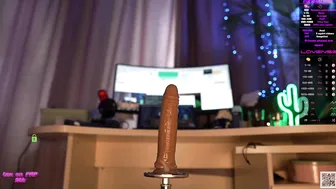 kronniekray slut in stockings erotically takes off her panties