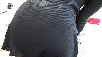 peachcreamy Attractive lady relish fucks vagina with a sex toy