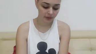 sweetsexangel Lustful bitch fucks her pussy with a phallus