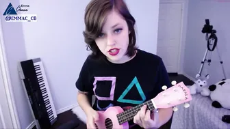 emmac Sexy mistress pulls pussy
