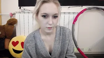 innocent_abby Naughty bitch caresses big tits