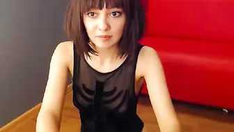 samanta941 Adorable Shmara pulls clit