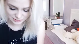 pretty_foxy wet hairy pussy