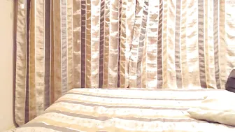 hugetittiesgerda Sultry slut licks her boobs