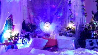 elenakoshkaxoxo  excellent body gives pussy