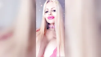 Sabrina Sabrok onlyfans  bitch in stockings tightly hammering herself with a bottle