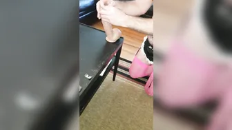 Anaconda Noire onlyfans  adult skin masturbates with fingers