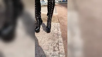 slavenagoddess  cute blonde in free chat