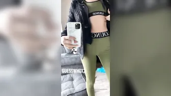 guesswhox2  adult mare jerks both holes with fingers