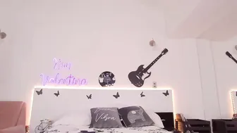 venezolanacute whore charms with its shapes