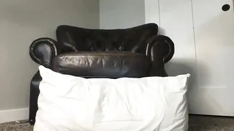 jade_lee passionate skin jumps on a dildo