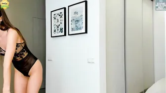 coy_amina exquisite woman masturbating pussy sex toy