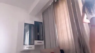 banditaa cute young lady shows big tits