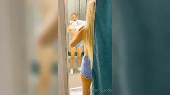 sofie_sofie  cute passion relish swallows dildo