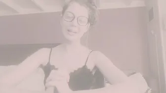 elenakoshkaxoxo  oral pleasures and passionate fucking from