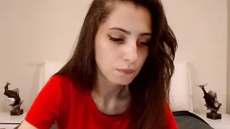 ghostyboo expressive lady masturbates pussy